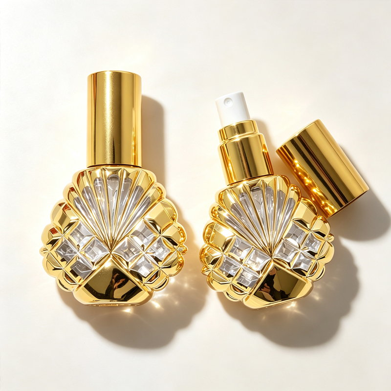 Perfume Fragrance World Qahwa - 15 ミリリットルガラススプレー香水瓶ミニシェル形状ボトル空の化粧品アルコール容器ミストアトマイザー旅行用シンプルスプレー